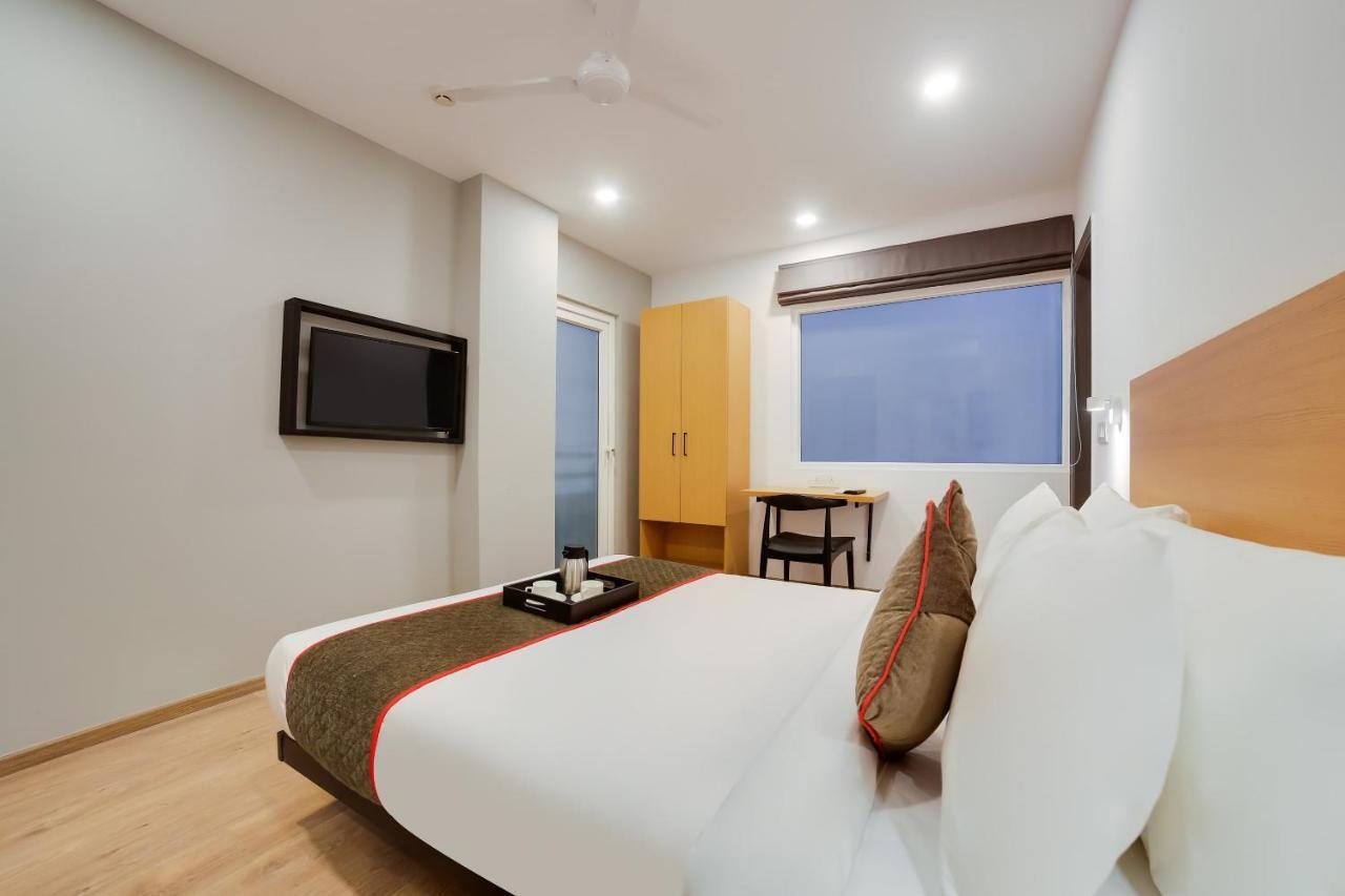 ホテルOyo Townhouse 019 Anand Vihar ニューデリー エクステリア 写真