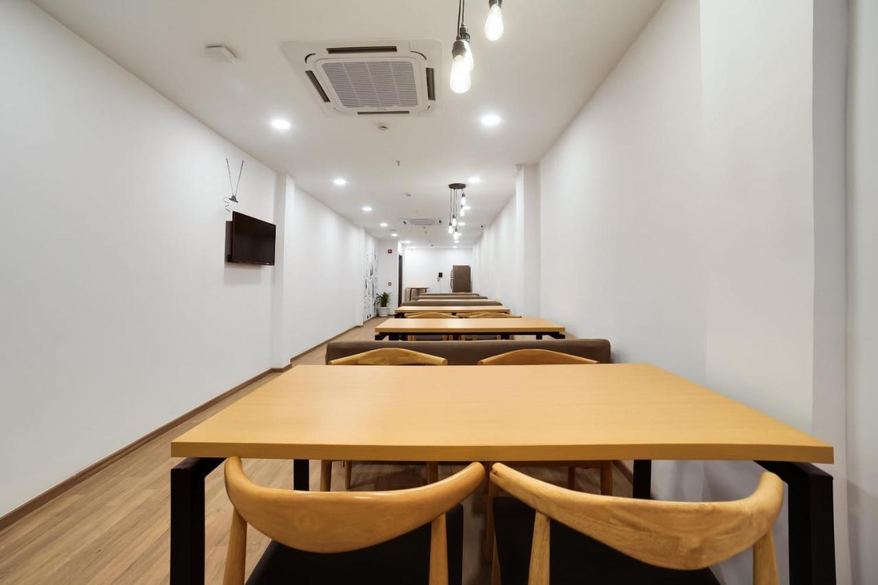 ホテルOyo Townhouse 019 Anand Vihar ニューデリー エクステリア 写真