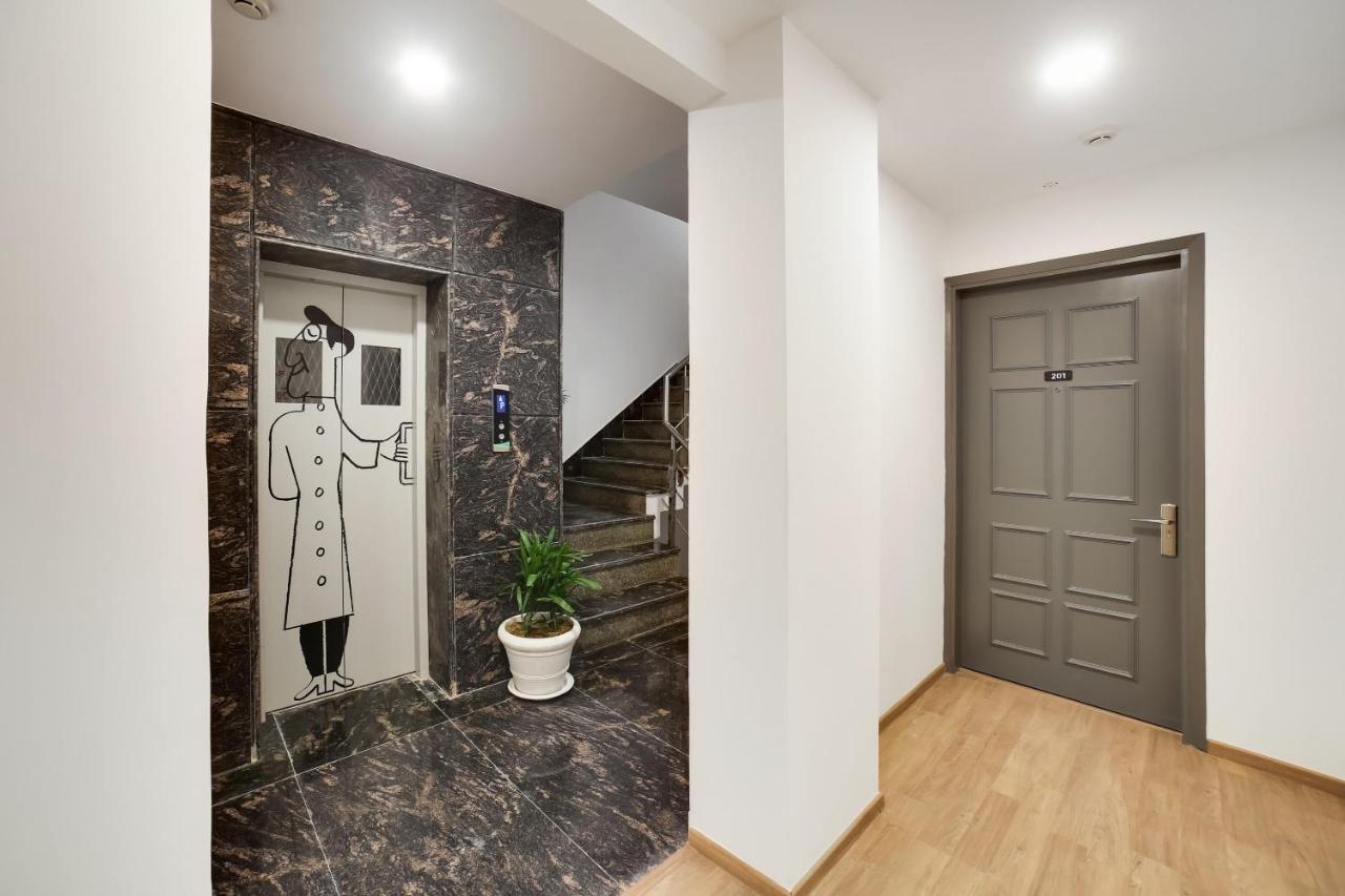 ホテルOyo Townhouse 019 Anand Vihar ニューデリー エクステリア 写真